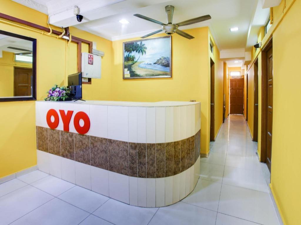 Oyo 89406 Lucky Budget Hotel Nilai Ngoại thất bức ảnh